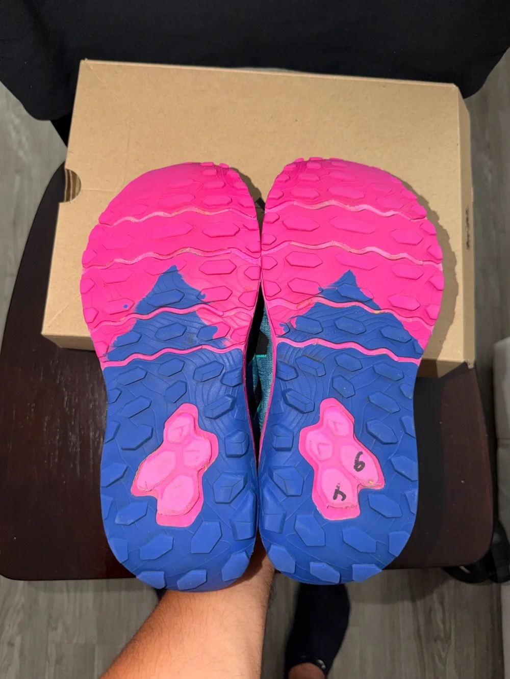 New Balance Women's Fresh Foam More TR Trail V1 Running Shoes poison berry 9.5